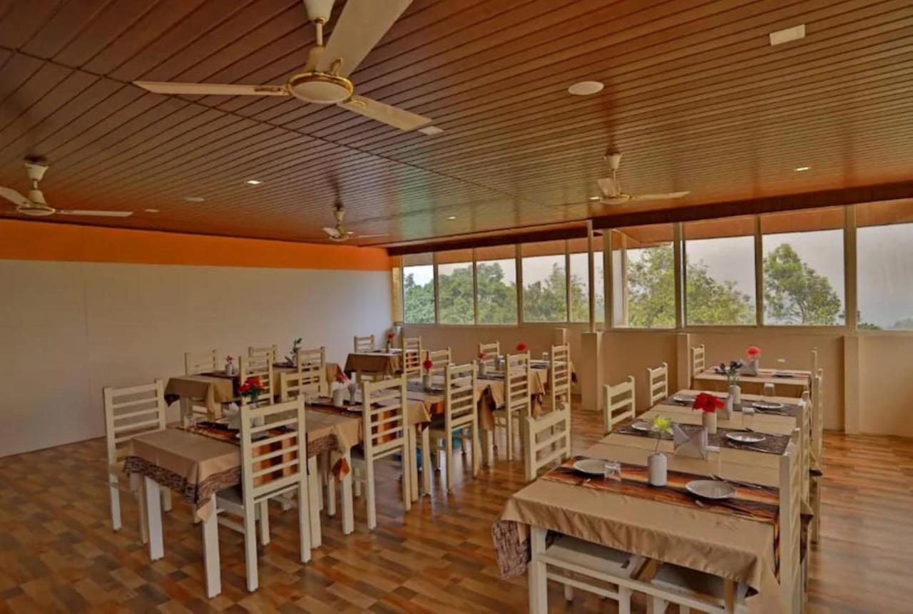 Iceberg Hill View Resort Munnar Exterior photo